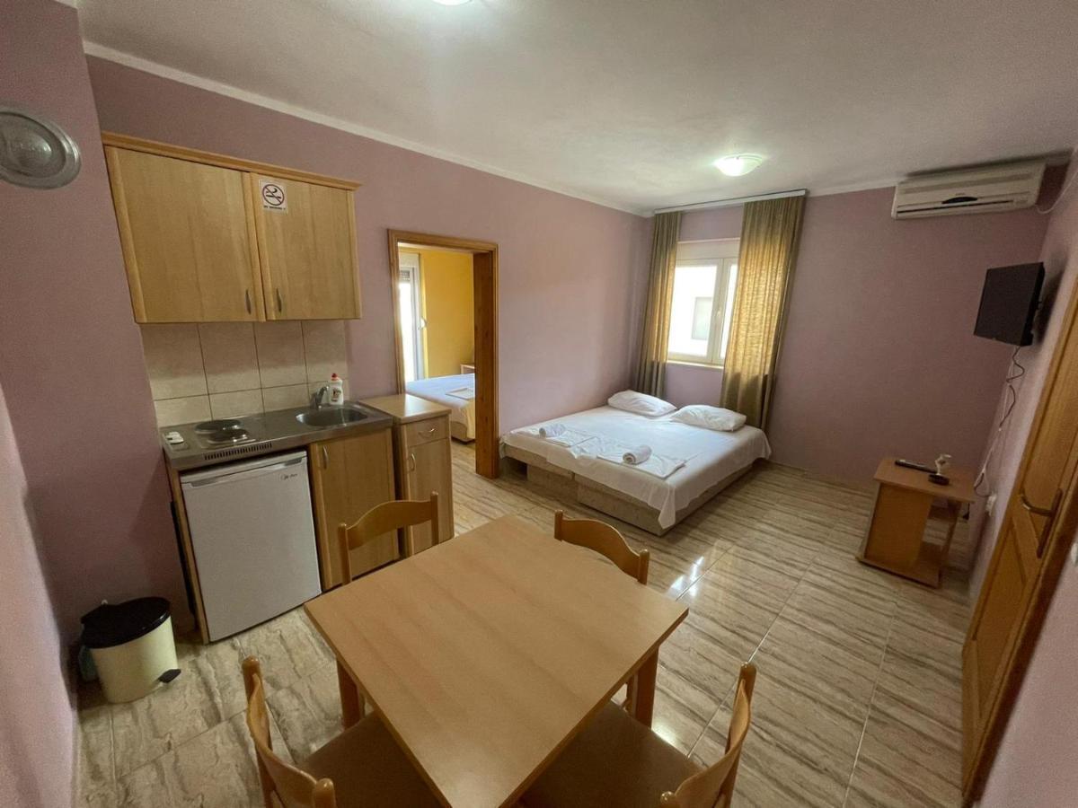 Mali Medved Ulcinj Apartment Екстериор снимка