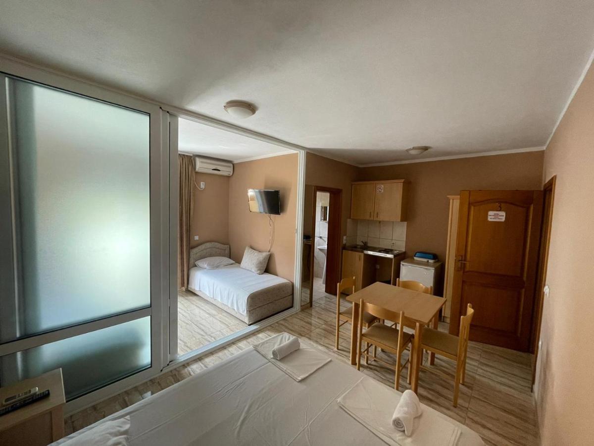 Mali Medved Ulcinj Apartment Екстериор снимка