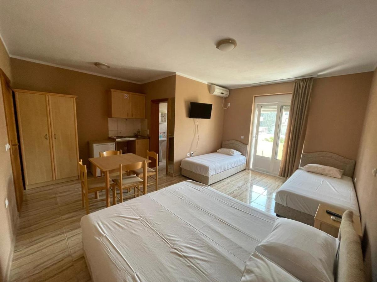 Mali Medved Ulcinj Apartment Екстериор снимка