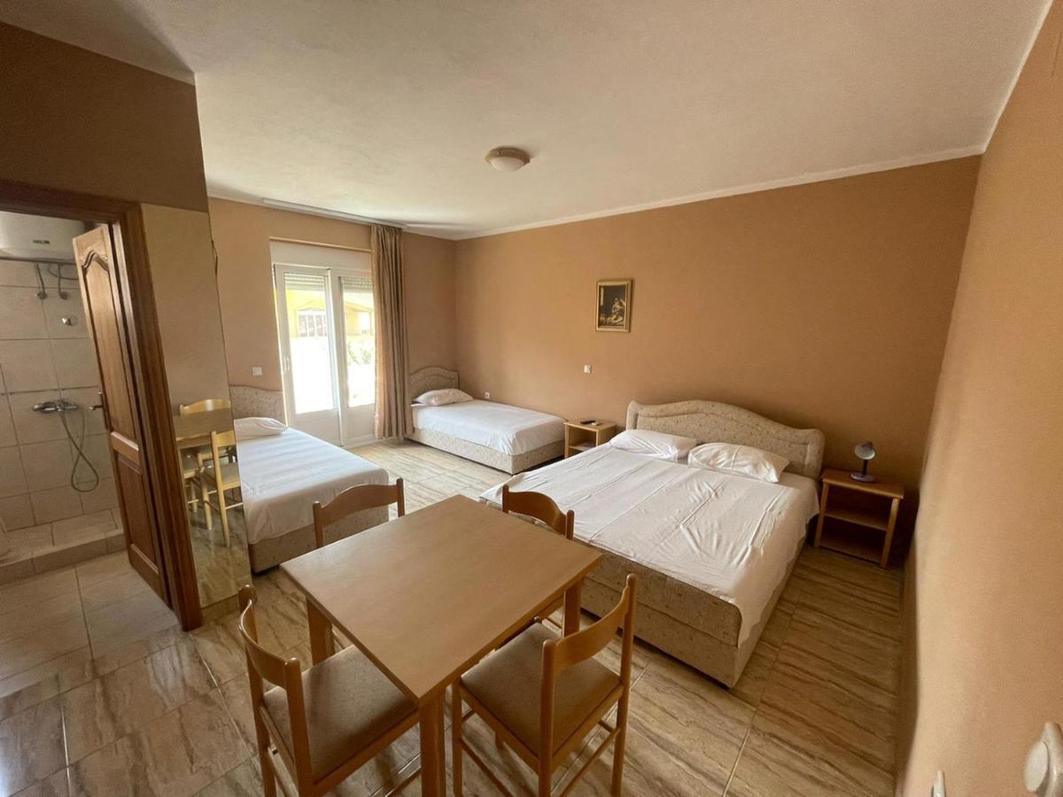 Mali Medved Ulcinj Apartment Екстериор снимка