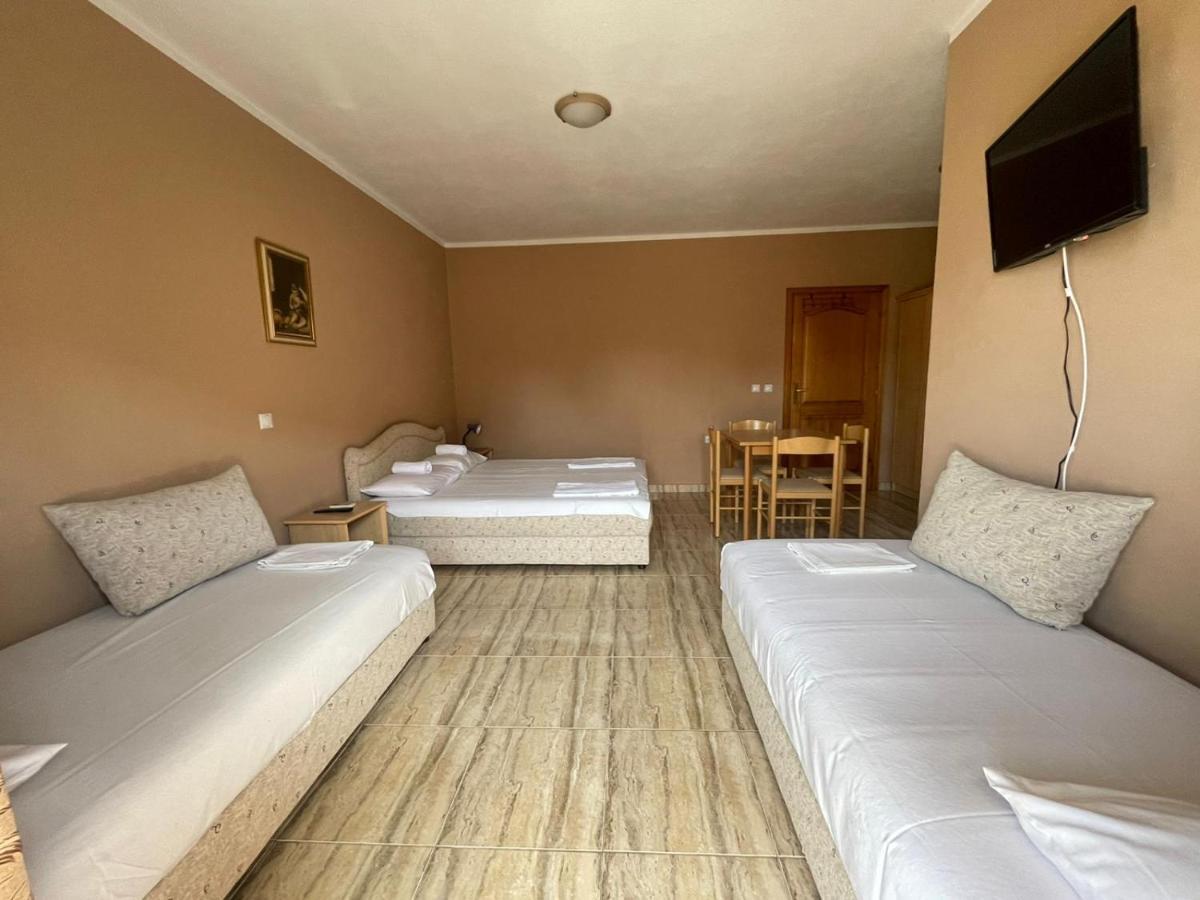 Mali Medved Ulcinj Apartment Екстериор снимка